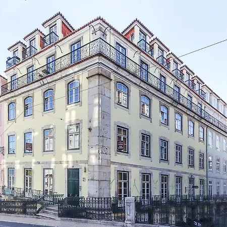 The Alecrim Nest - Between River And Chiado * 리스본